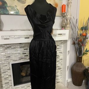 Vintage NWT Elyse dress with back out 8